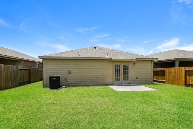 $1,575 | 22422 Base Light Drive, Hockley, TX 77447