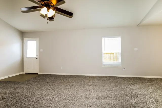 $1,575 | 22422 Base Light Drive, Hockley, TX 77447