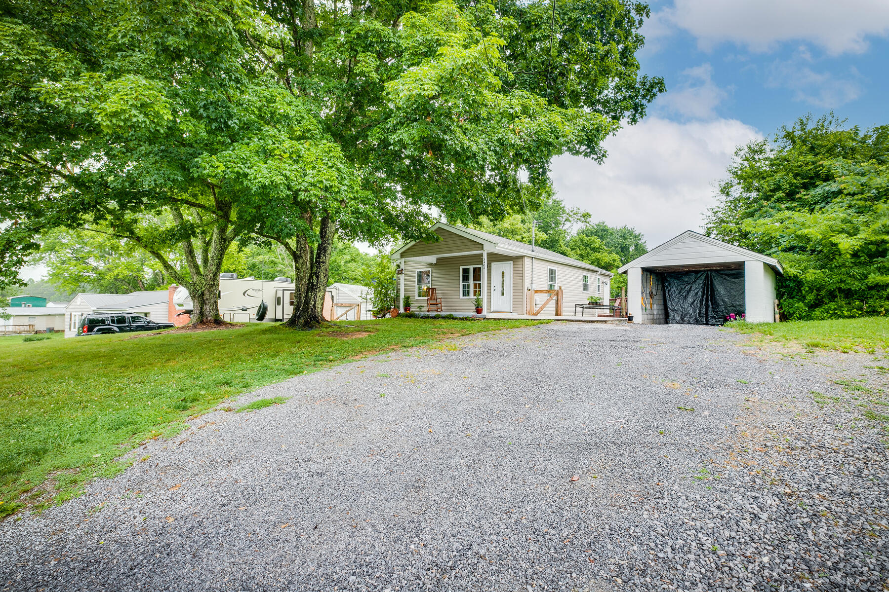 3402 McKinley Road Johnson City, TN 37604 - Photo 5 of 40 005