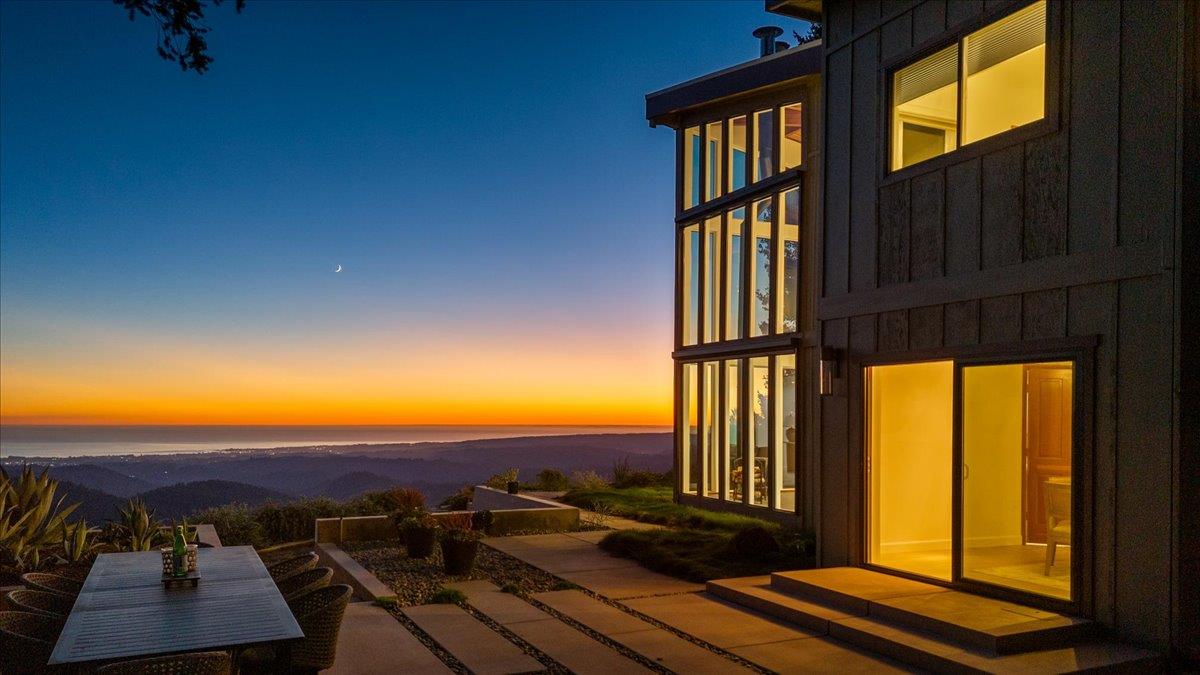 580 Rancho Prieta Road Los Gatos, CA 95033 - Photo 2 of 64