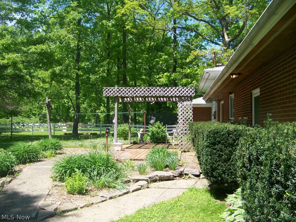 3054 Bates Road Wooster, OH 44691 - Photo 4 of 14