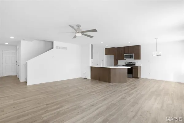 $500,010 | 16016 Cinderella Court, Ellisville, MO 63021