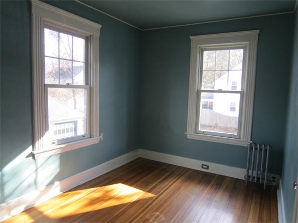 229 Abbott Street Springfield, MA 01118 - Photo 8 of 14 Gallery Image 8