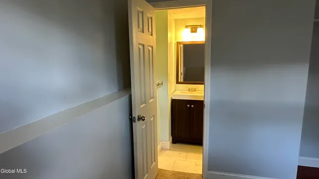 $2,700 | 21 Skylark Drive, Milton, NY 12020