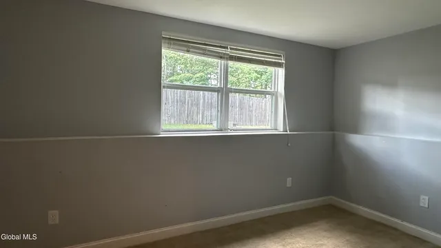 $2,700 | 21 Skylark Drive, Milton, NY 12020