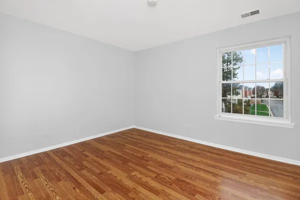 $225,000 | 1233 Wyndham Court, Unit 204, Palatine, IL 60074