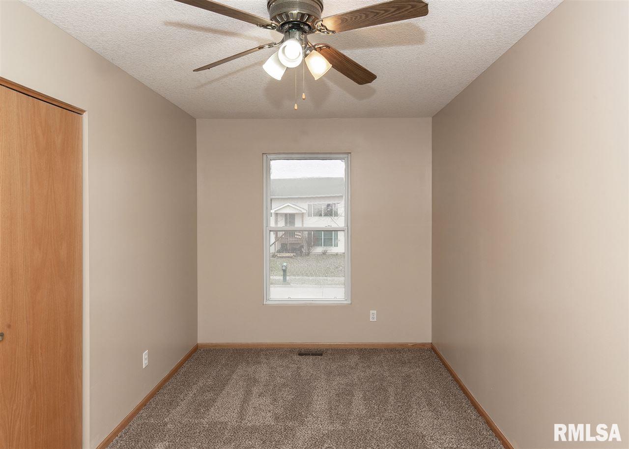 6146 Appomattox Road Davenport, IA 52806 - Photo 13 of 24 Gallery Image 13