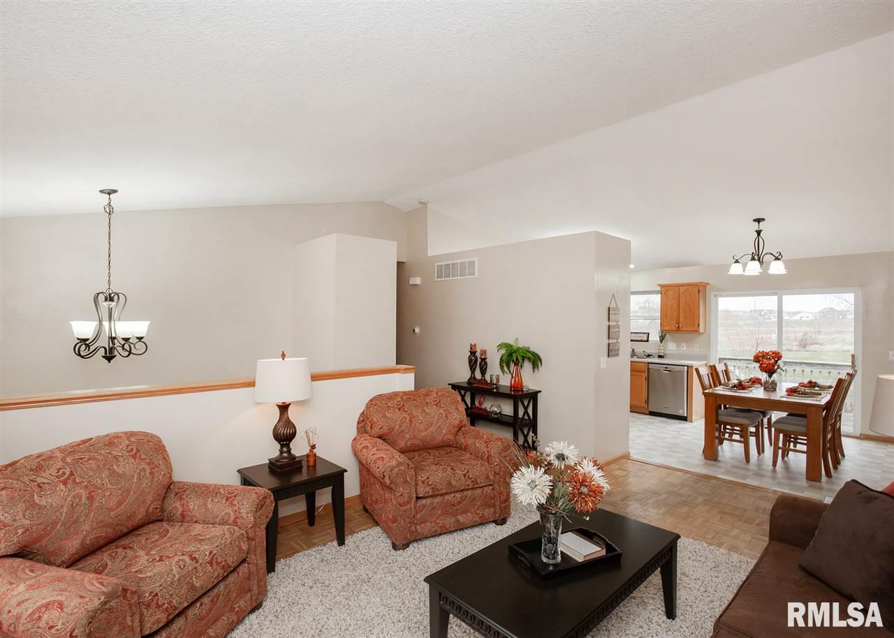 6146 Appomattox Road Davenport, IA 52806 - Photo 3 of 24 Gallery Image 3
