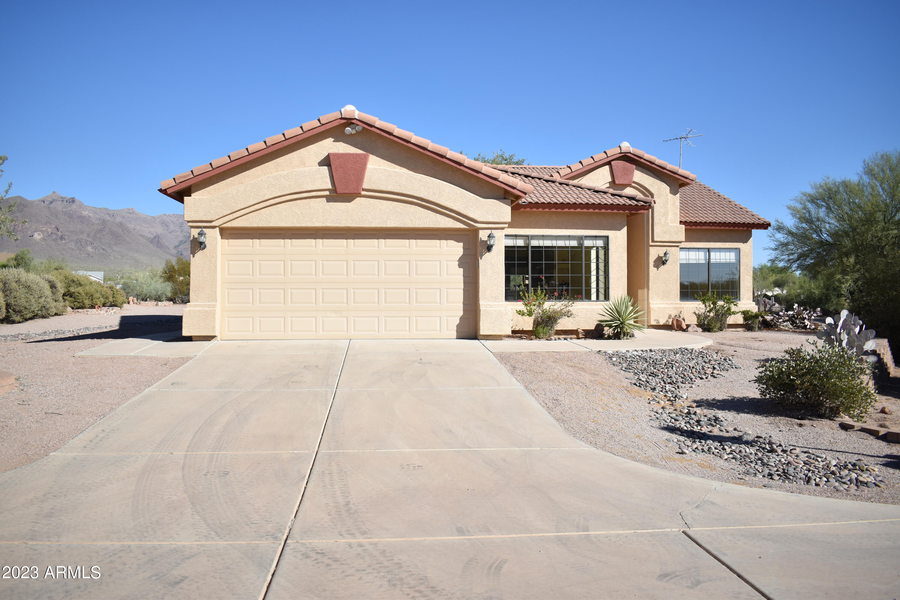 777 South Val Vista Road Apache Junction, AZ 85119 - Photo 3 of 36 DSC_0380