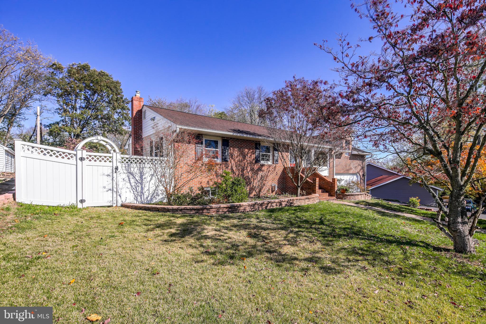 6630 Grouse Road Elkridge, MD 21075 - Photo 3 of 35 Fenced Yard / Great Landscaping Throughout