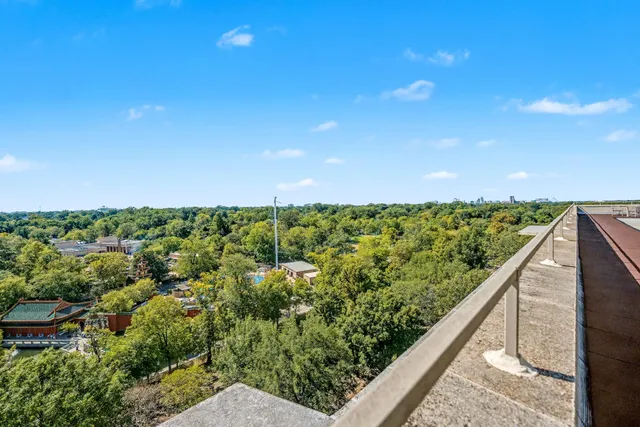 $69,000 | 1960 North Parkway, Unit 411, Memphis, TN 38112