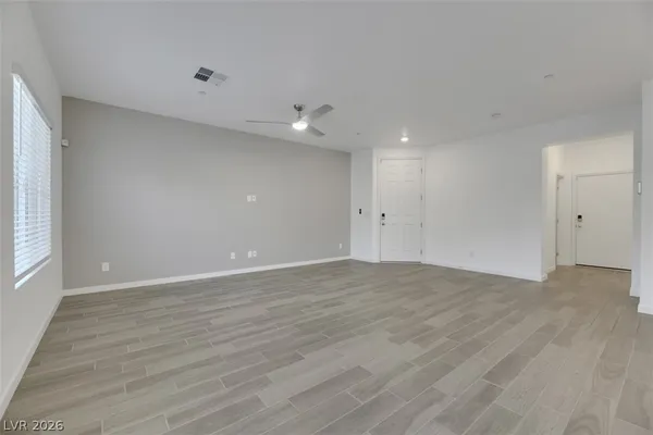$1,999 | 274 Luna Valley Way, Unit 912, Henderson, NV 89011