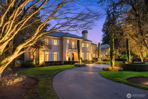 $12,495,000 | 2010 79th Avenue Northeast, Medina, WA 98039