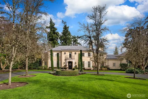 $12,495,000 | 2010 79th Avenue Northeast, Medina, WA 98039