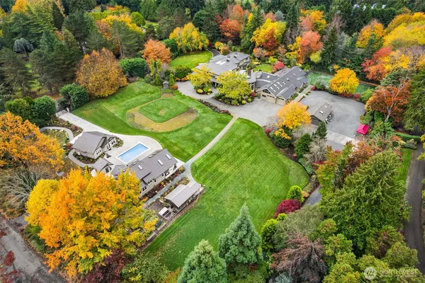 a view of an outdoor space