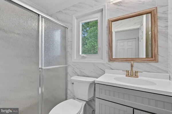 $3,900 | 9534 Braddock Road, Fairfax, VA 22032