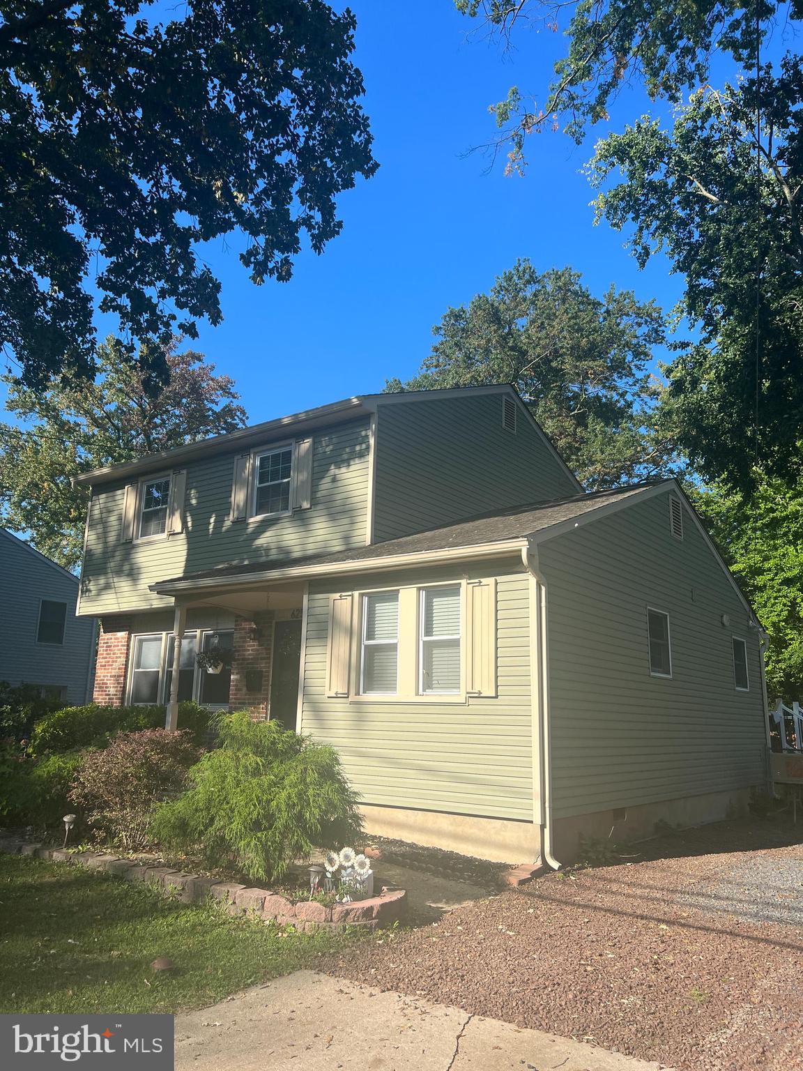 625 South Forklanding Road Maple Shade, NJ 08052 - Photo 3 of 31