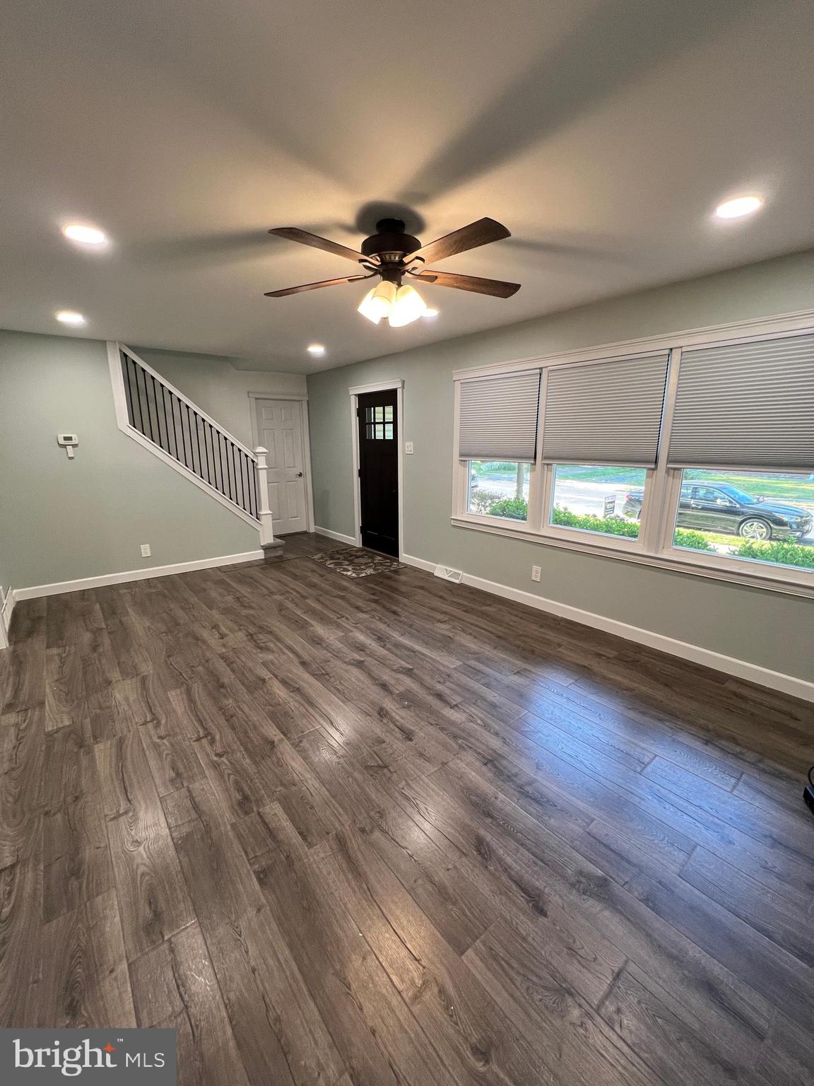 625 South Forklanding Road Maple Shade, NJ 08052 - Photo 4 of 31