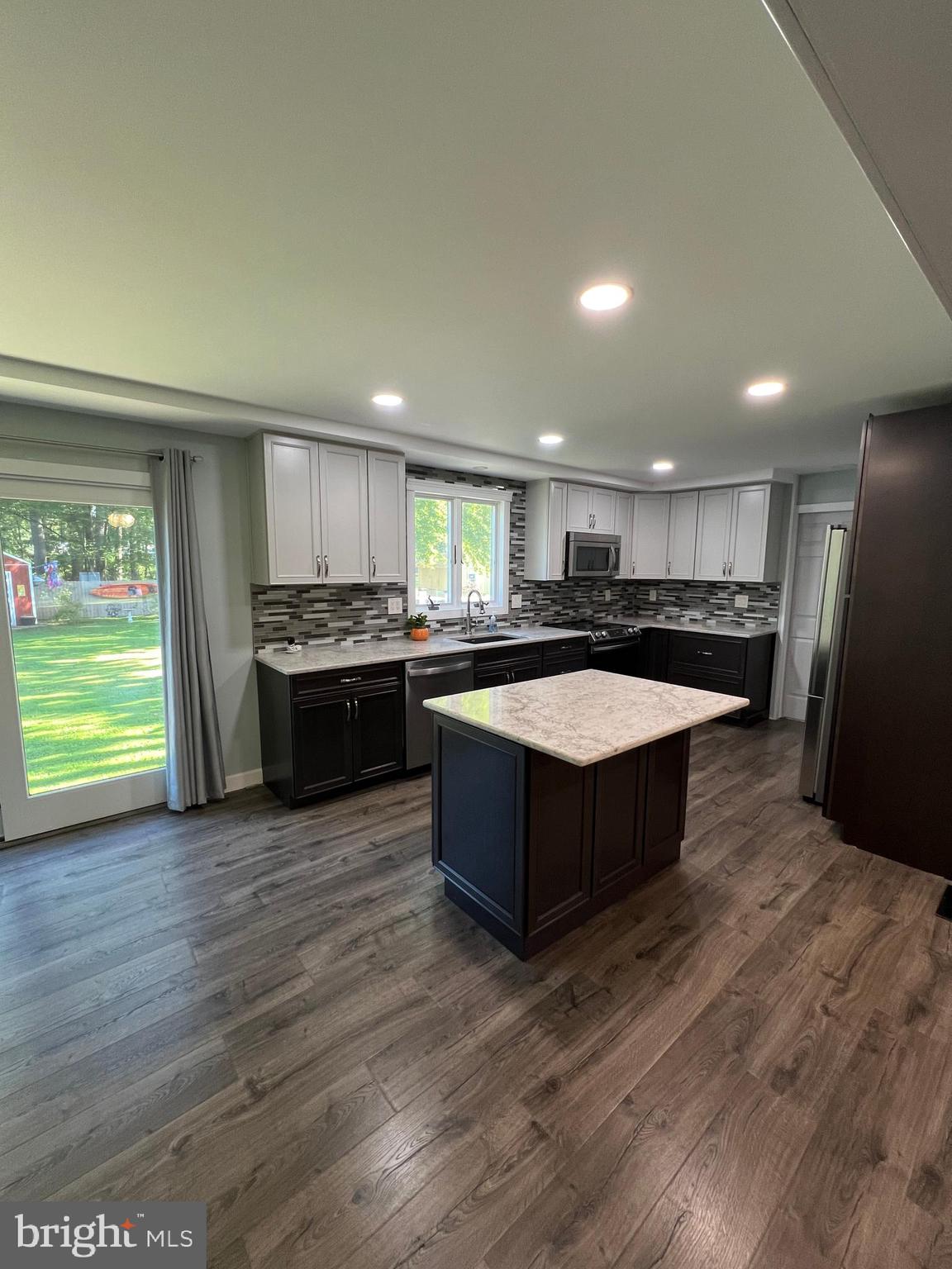 625 South Forklanding Road Maple Shade, NJ 08052 - Photo 8 of 31