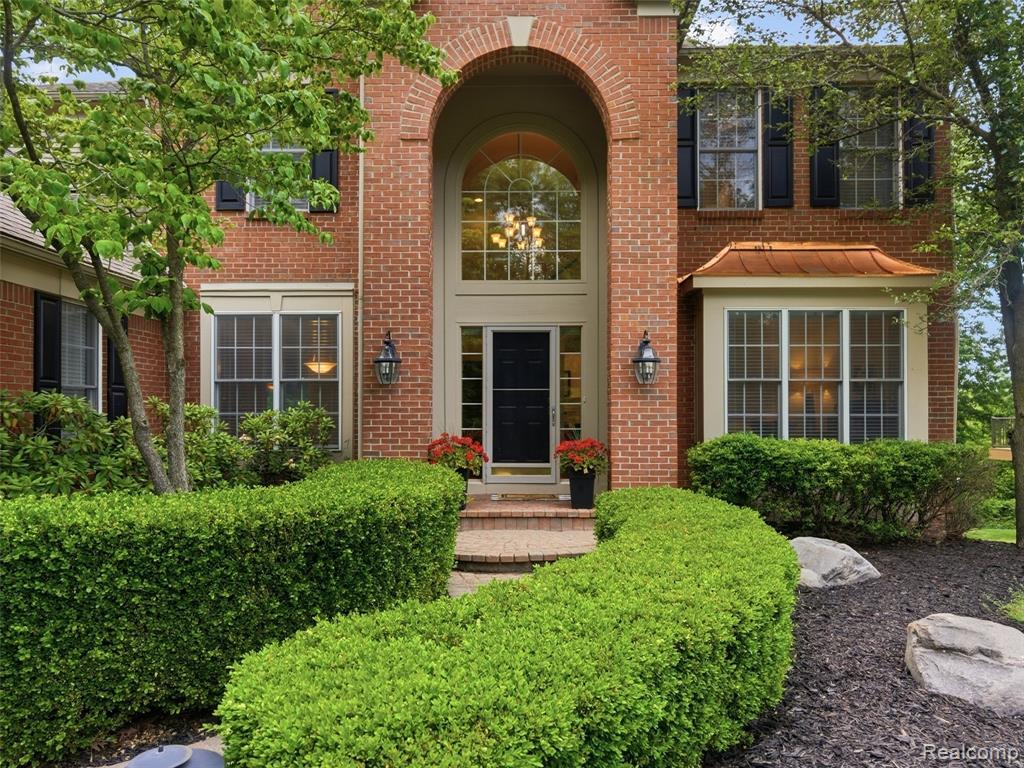 5454 Creekmonte Drive Rochester, MI 48306 - Photo 6 of 69