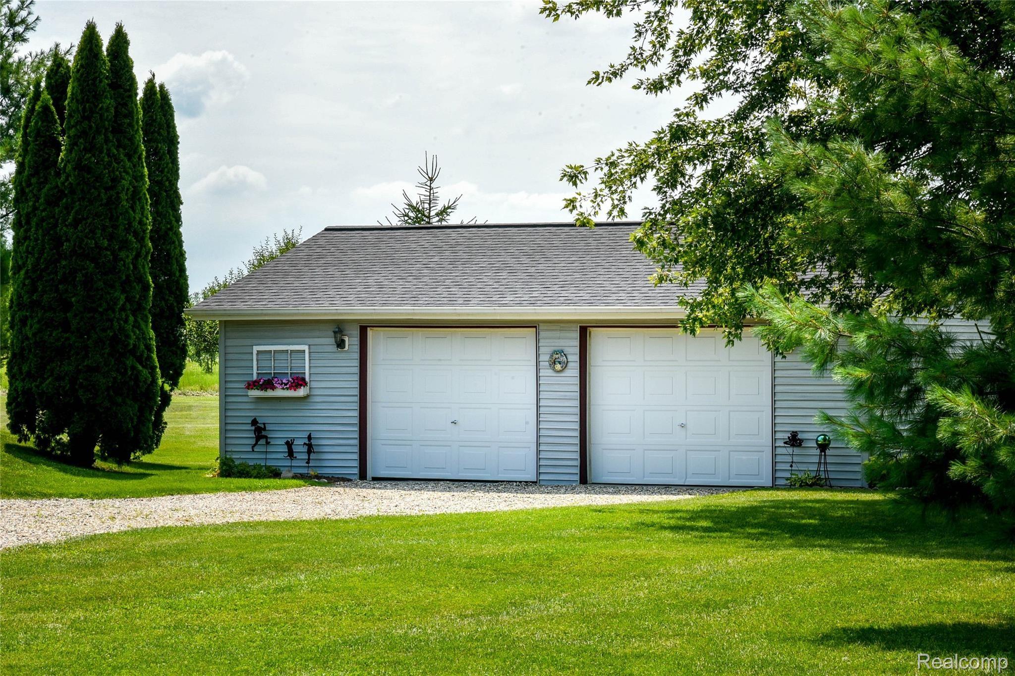 391 West Coulter Road Lapeer, MI 48446 - Photo 12 of 43 391 W Coulter by Wes Brooks (9).jpg