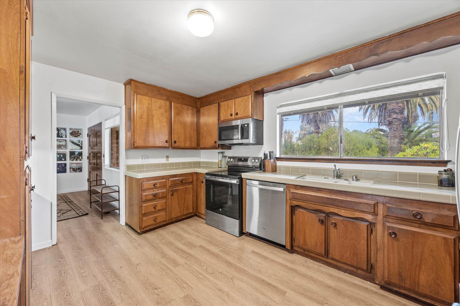 6310 Palm Drive Carmichael, CA 95608 - Photo 12 of 34