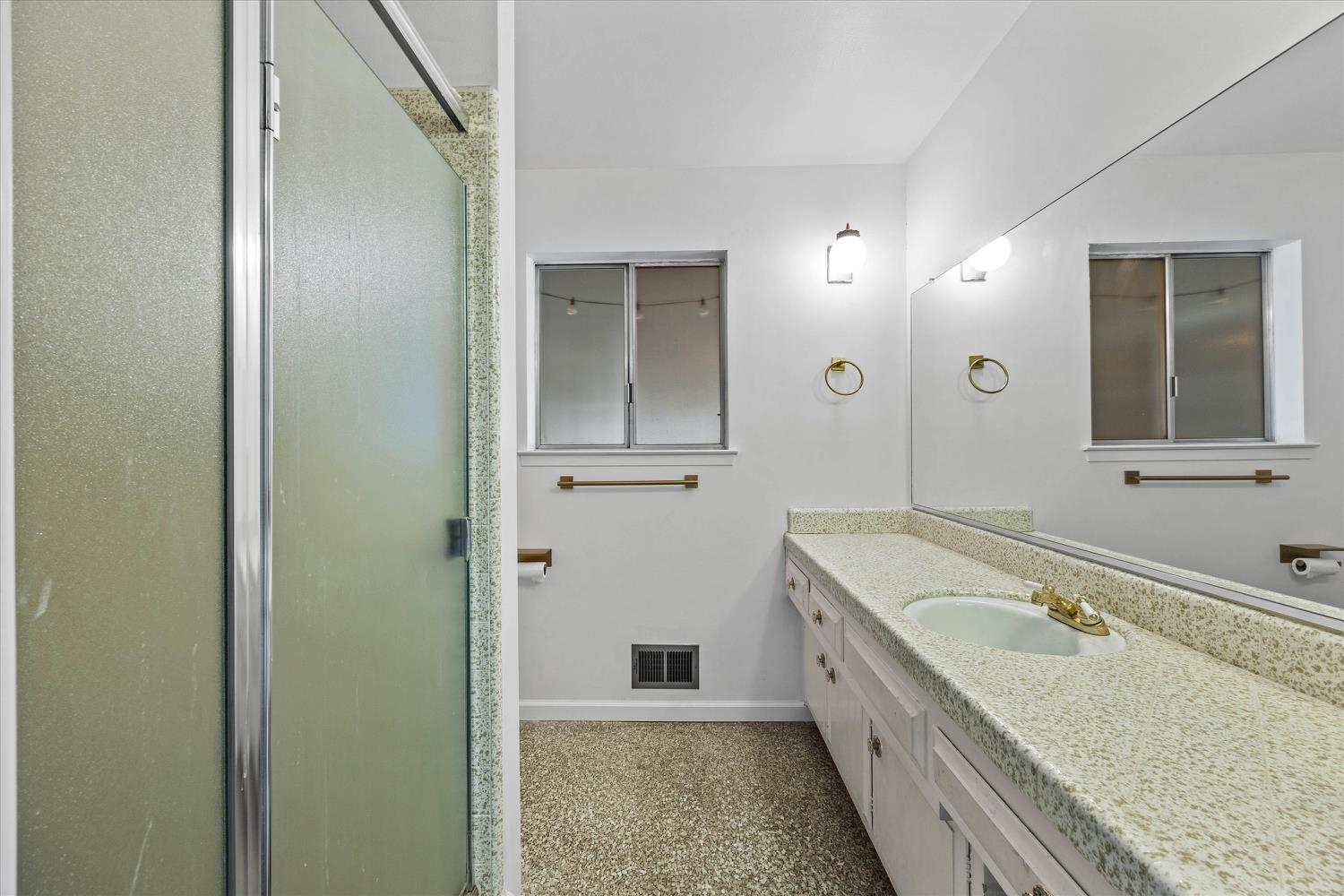 6310 Palm Drive Carmichael, CA 95608 - Photo 23 of 34