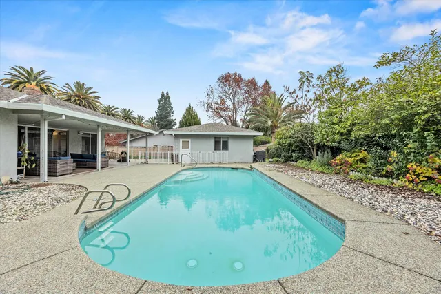 $639,000 | 6310 Palm Drive, Carmichael, CA 95608