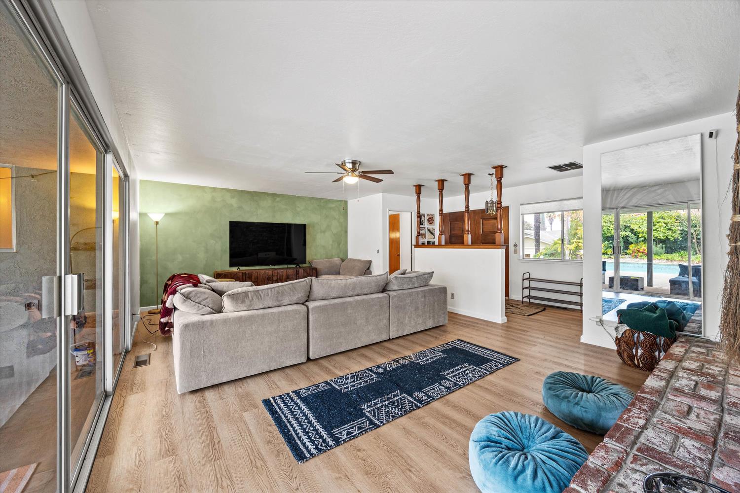 6310 Palm Drive Carmichael, CA 95608 - Photo 8 of 34