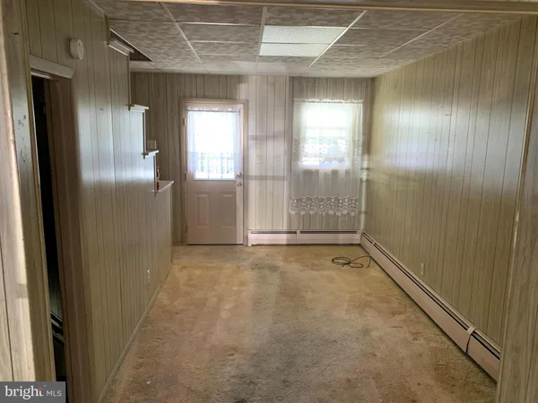 $695 | 1506 West Lynn Street, Coal Township, PA 17866