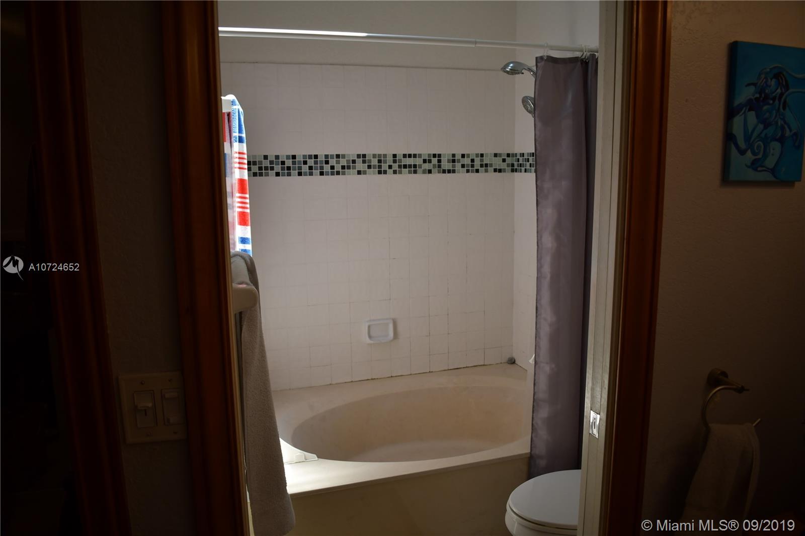 5541 Croydon Court Boca Raton, FL 33486 - Photo 18 of 32 Gallery Image 18
