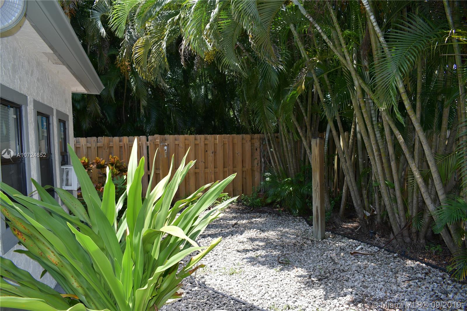 5541 Croydon Court Boca Raton, FL 33486 - Photo 24 of 32 Gallery Image 24
