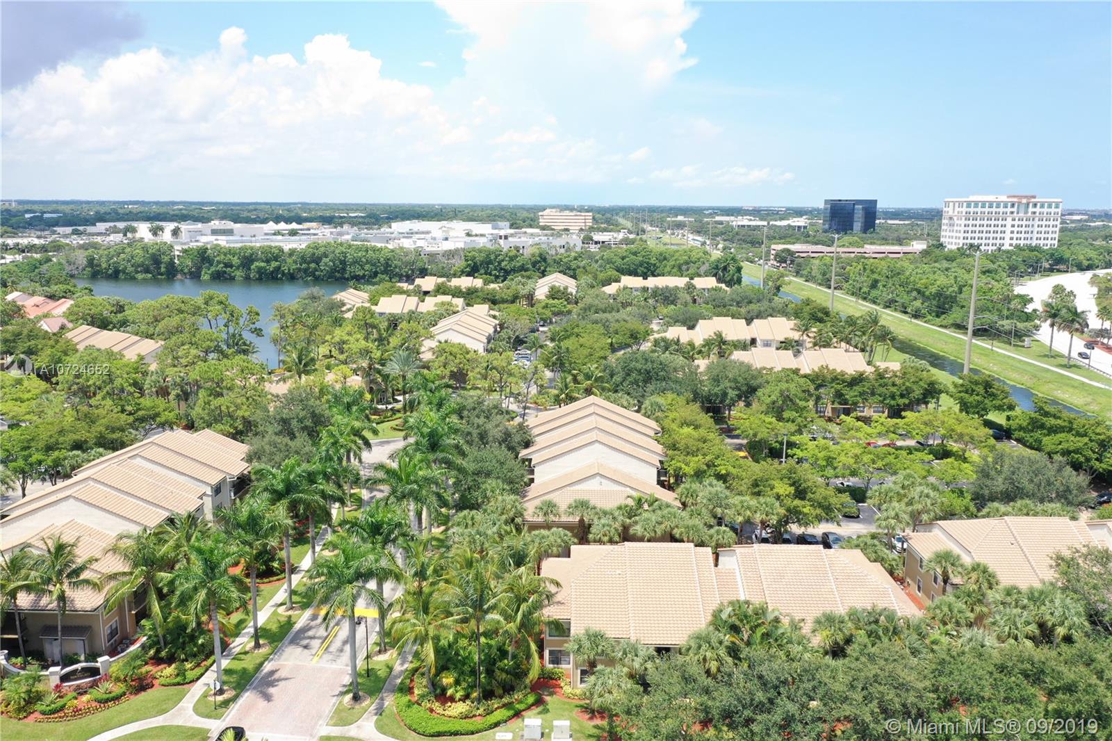 5541 Croydon Court Boca Raton, FL 33486 - Photo 30 of 32 Gallery Image 30