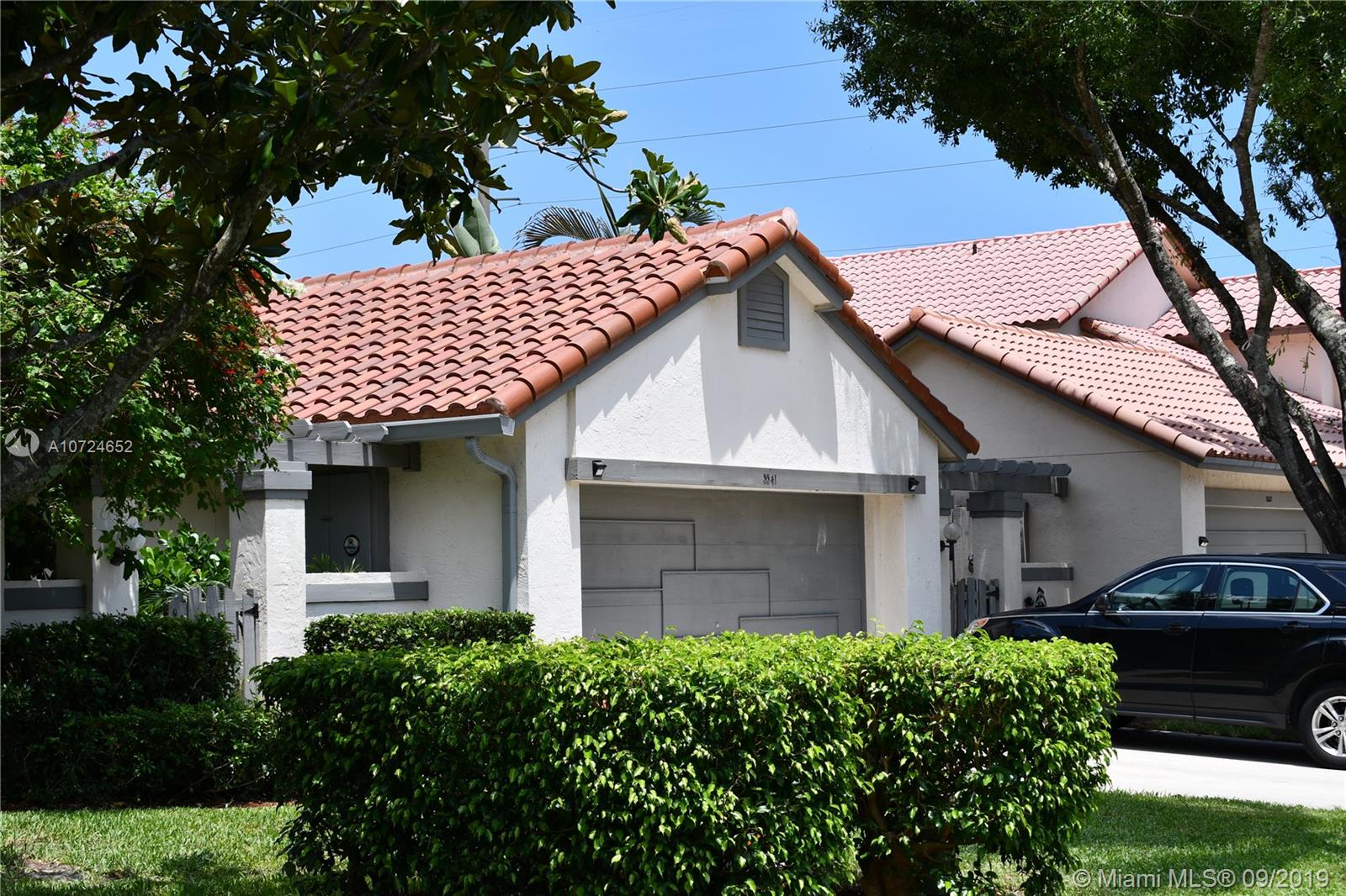 5541 Croydon Court Boca Raton, FL 33486 - Photo 4 of 32 Gallery Image 4