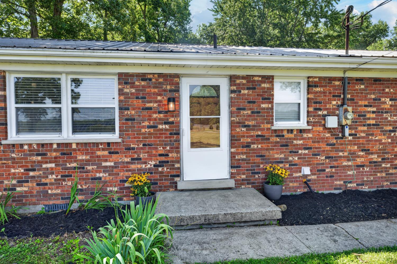 16103 Moon Road Mount Orab, OH 45154 - Photo 5 of 31