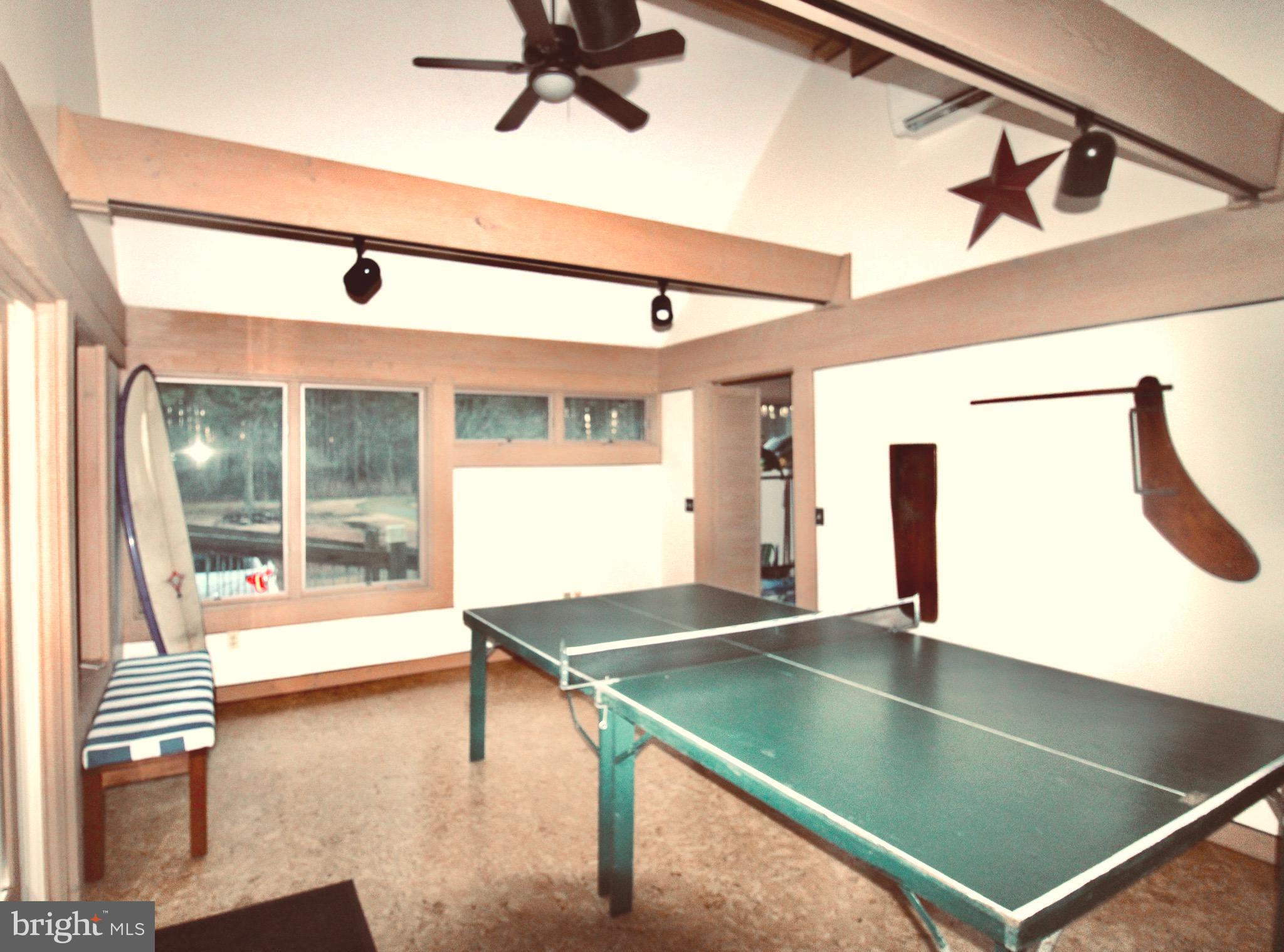 5808 Indian Quarter Road Cambridge, MD 21613 - Photo 26 of 30 Guest House Game Room/Living Room