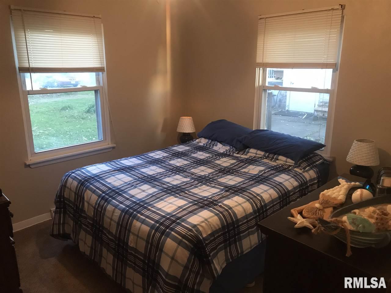 202 44th Street Moline, IL 61265 - Photo 10 of 20 Gallery Image 10