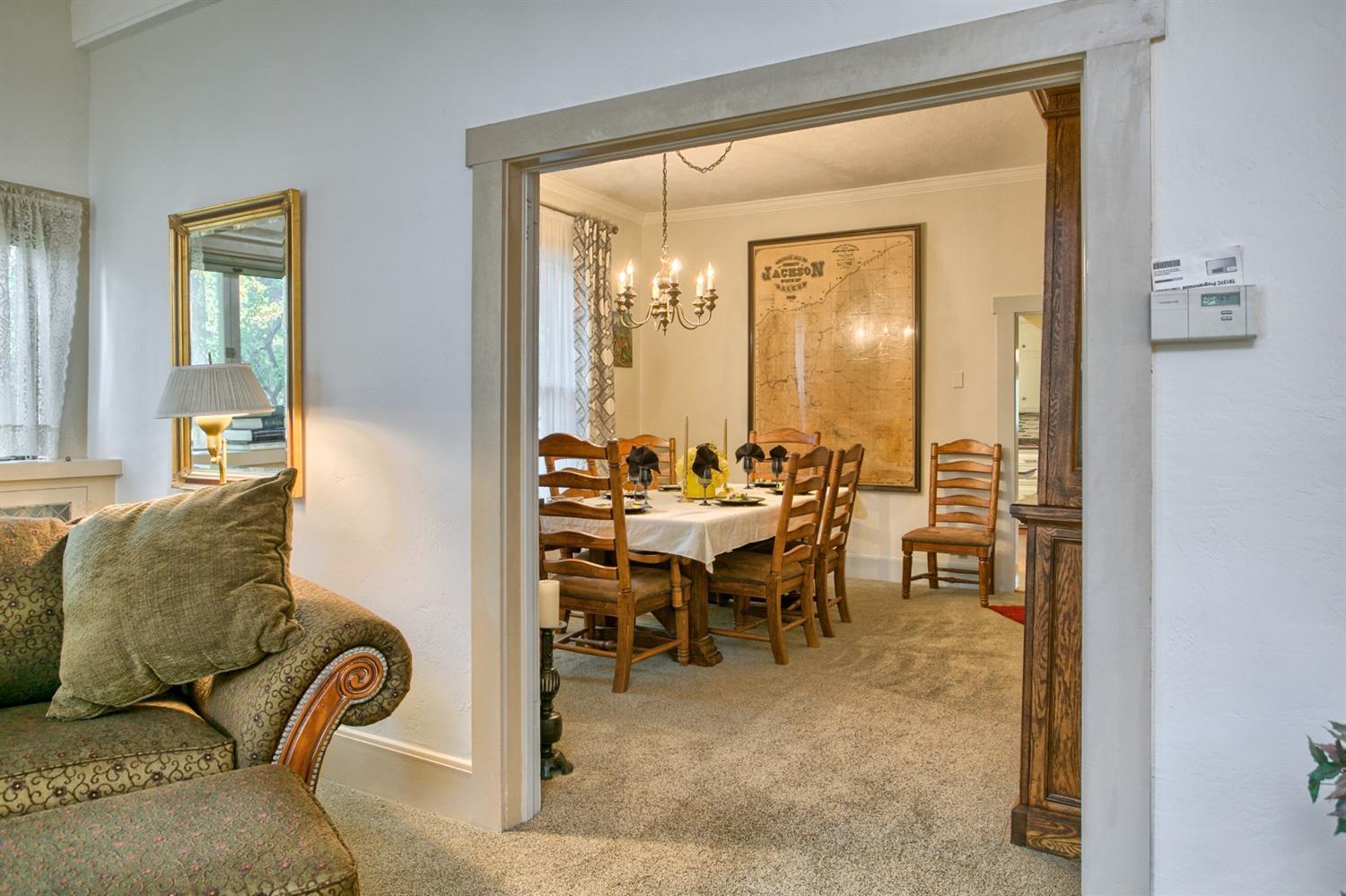 209 Crowson Road Ashland, OR 97520 - Photo 14 of 35 Gallery Image 14