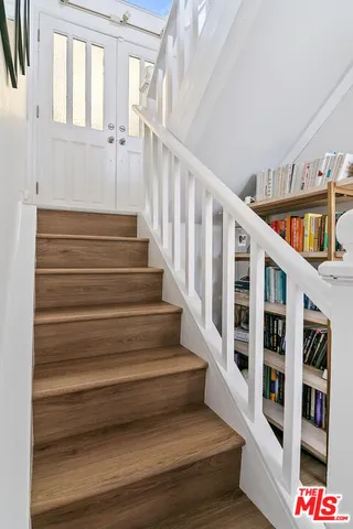 a view of entryway and hall