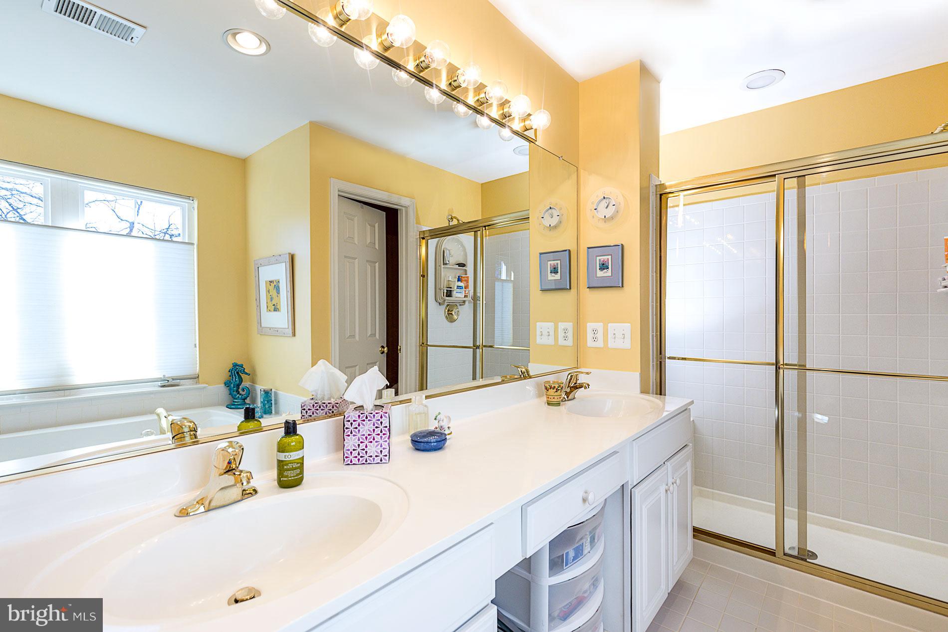 11522 Waterhaven Court Reston, VA 20190 - Photo 20 of 28 DUAL SINKS & SEPARATE SHOWER
