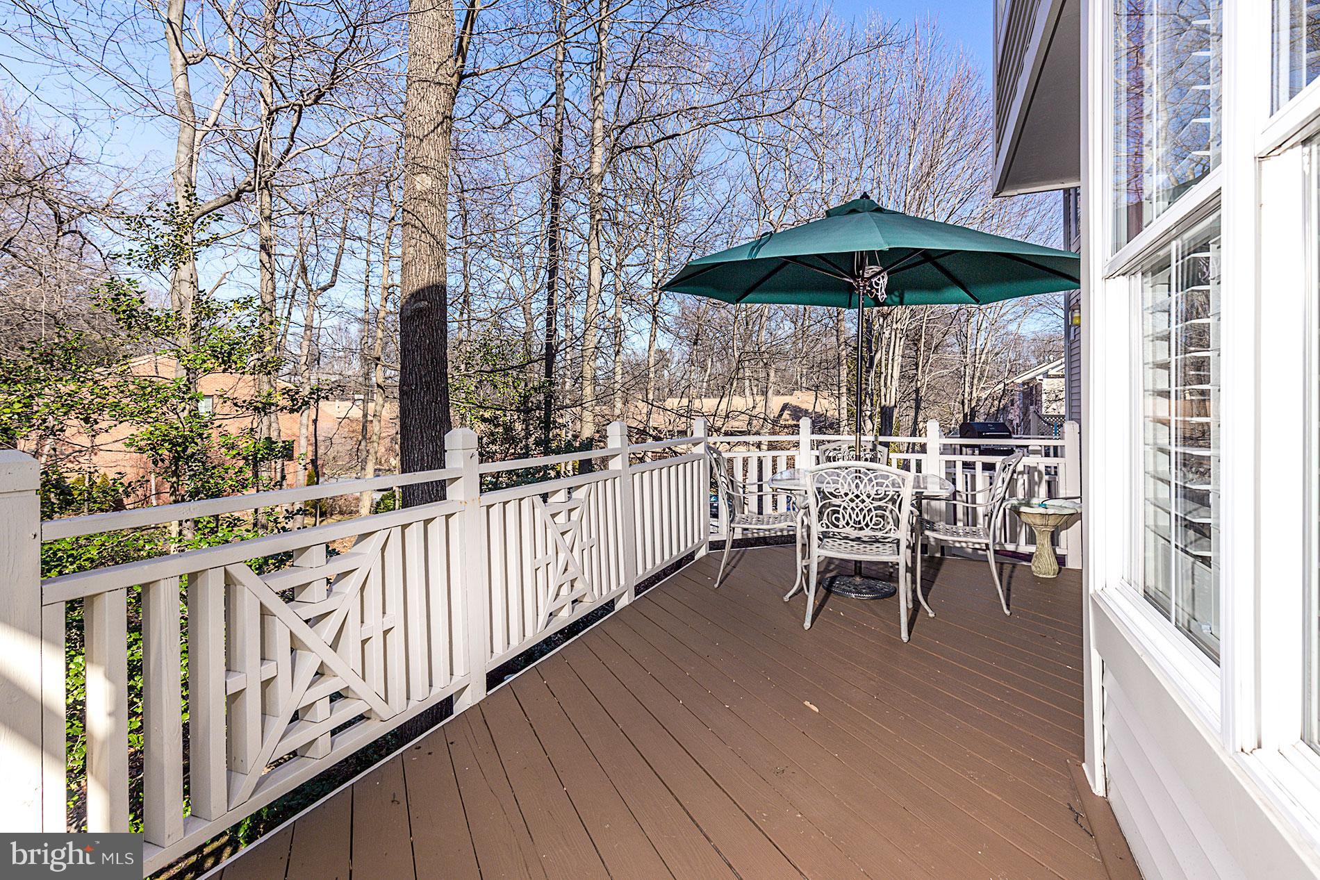 11522 Waterhaven Court Reston, VA 20190 - Photo 26 of 28 EXTERIOR LIVING!