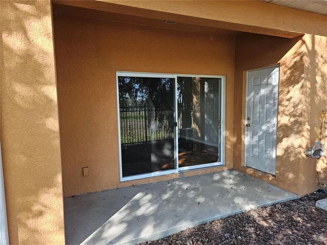 a view of a garden with a tree