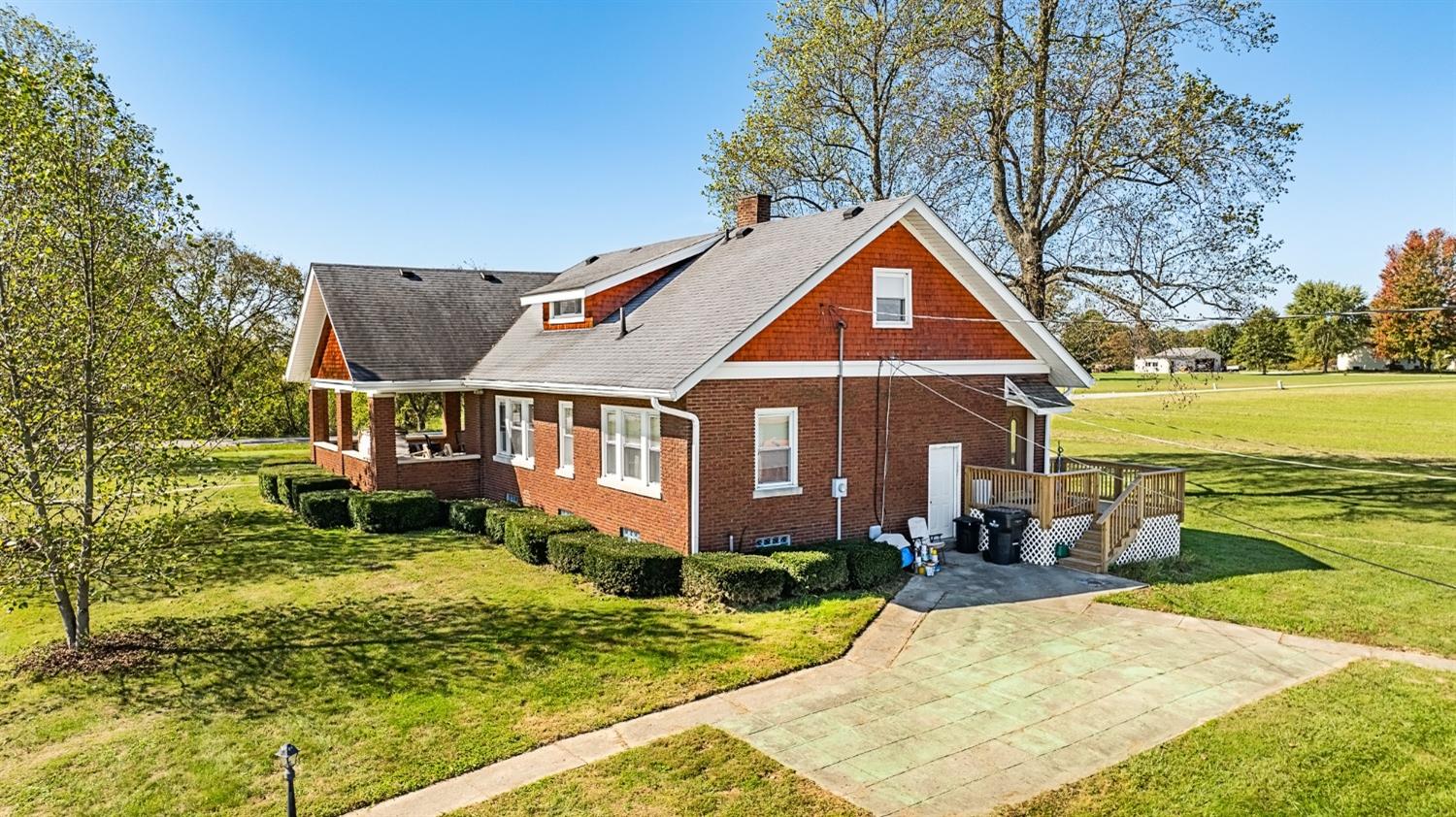 9042 Old State Road 350 Aurora, IN 47001 - Photo 4 of 13