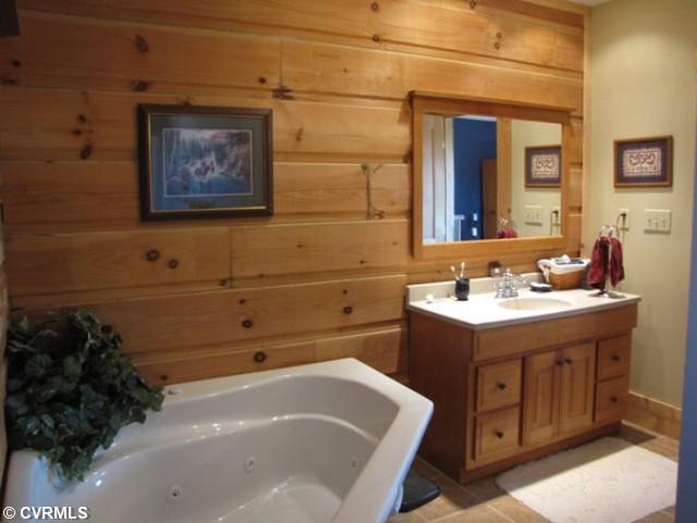 265 Bass Pointe Drive Rice, VA 23966 - Photo 8 of 14 Master Bath