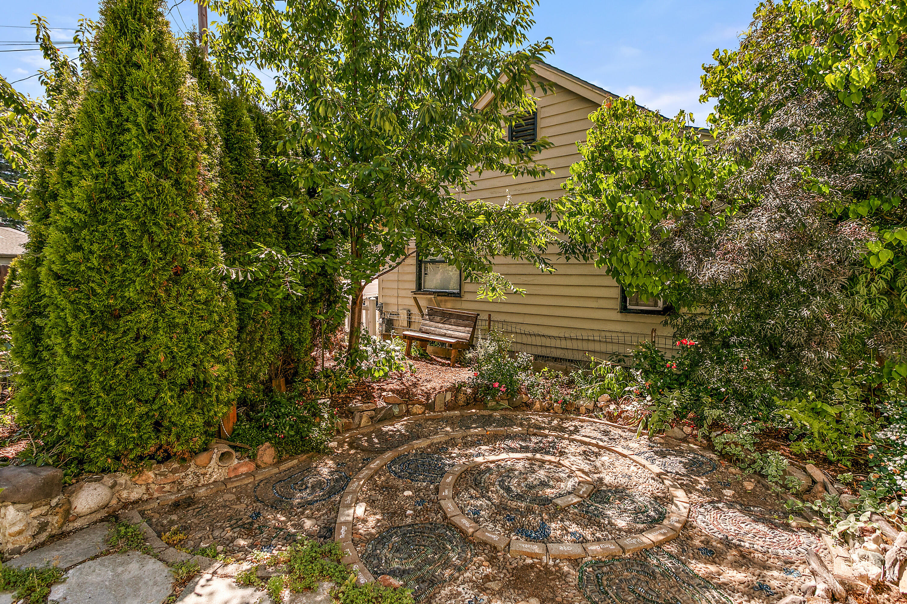 2601 Merriman Road Medford, OR 97501 - Photo 14 of 79 MerrimanRd2601-5821