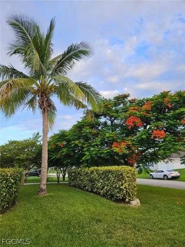 $450,000 | 330 Southwest 19th Lane, Cape Coral, FL 33991