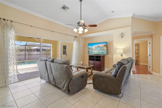 $450,000 | 330 Southwest 19th Lane, Cape Coral, FL 33991