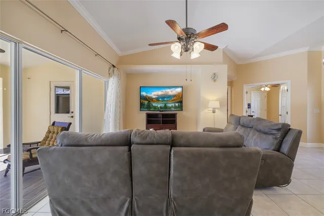 $450,000 | 330 Southwest 19th Lane, Cape Coral, FL 33991