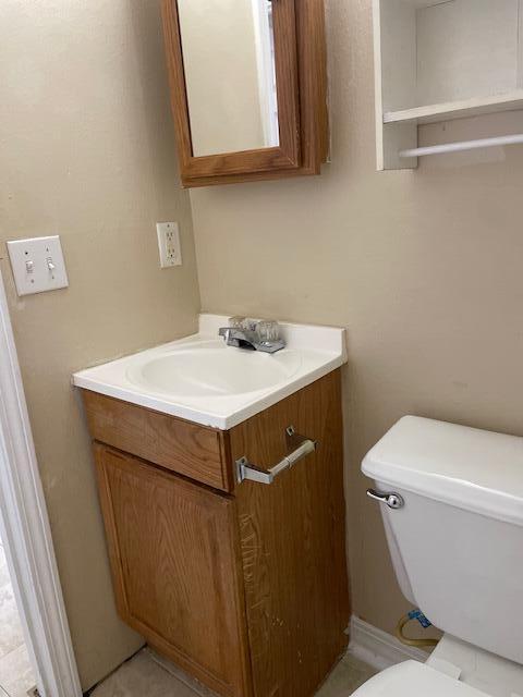 6905 Sea Turtle Circle, Unit E Navarre, FL 32566 - Photo 11 of 13 a utility room with dryer and washer
