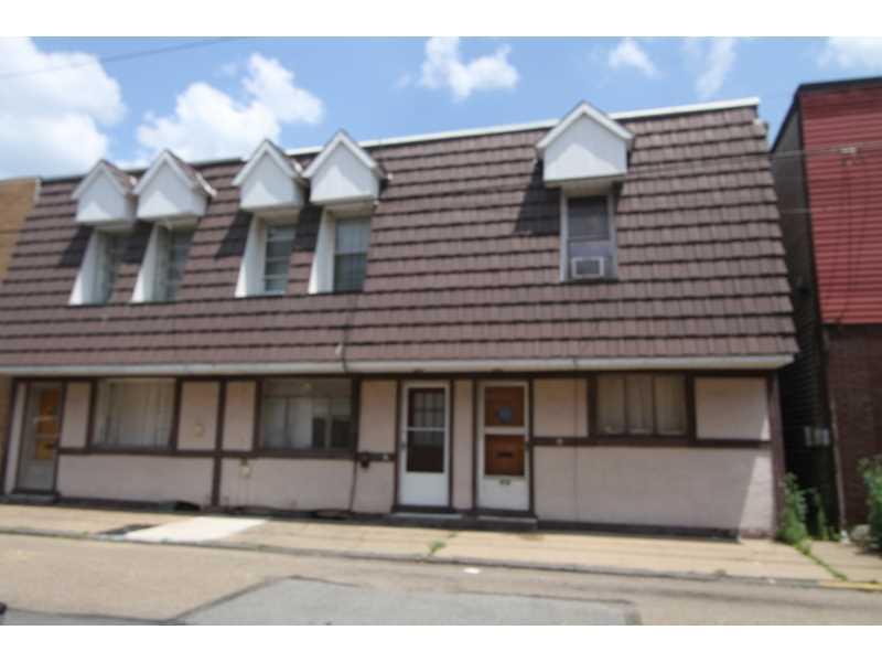 420 Shingiss Street McKees Rocks, PA 15136 - Photo 1 of 2 Exterior Front.